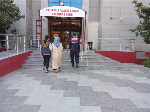 Balıkesir İl Jandarma Komutanlığınca; UYAP Yakalamalı Şahıs (Silahlı Terör Örgütüne Üye Olma FETÖ/PDY) Faaliyeti ! (11.06.2025)